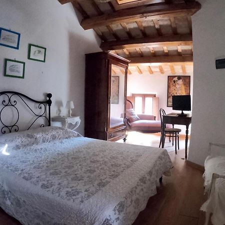 Fontebella Bed & Breakfast Montemarciano Exterior photo
